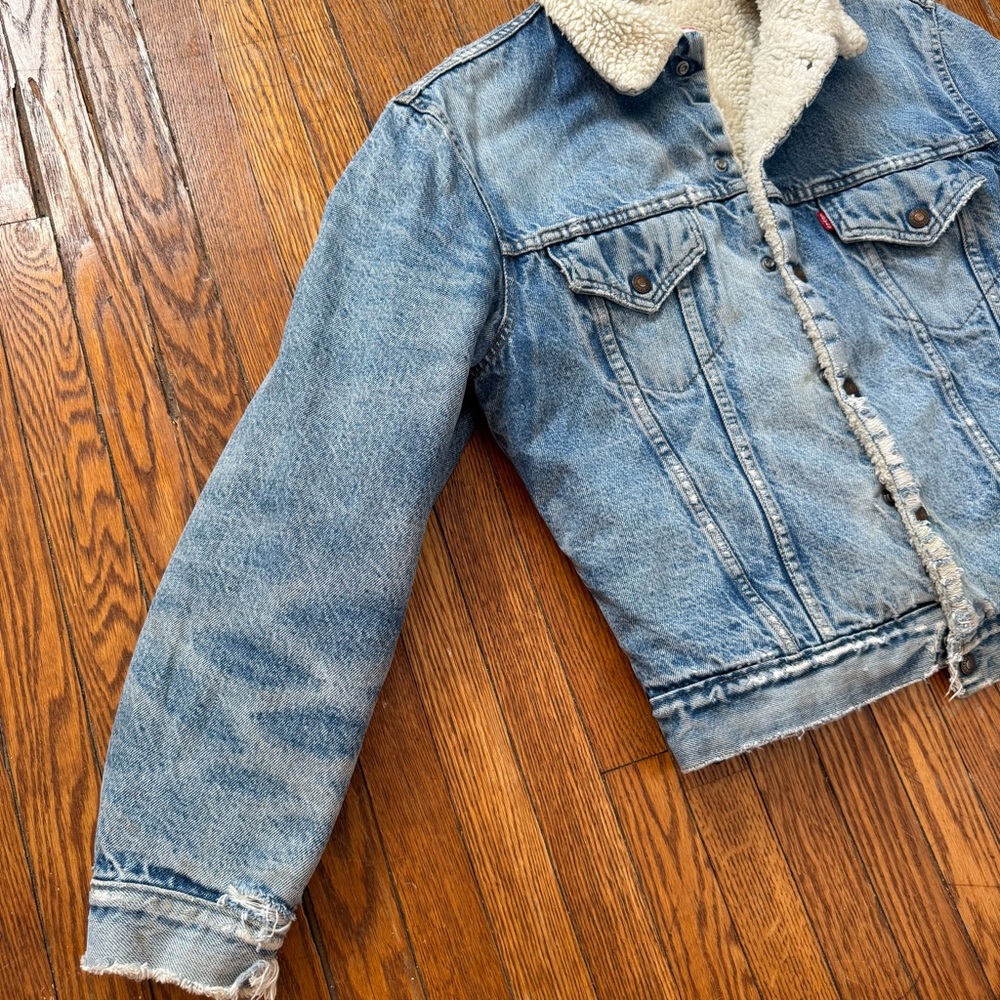 70’s Vintage Levi’s Sherpa Lined Denim Trucker Jacket - Picture 5 of 16